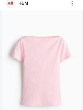 H&M Women’s Classic Short-Sleeve Top in Light Pink